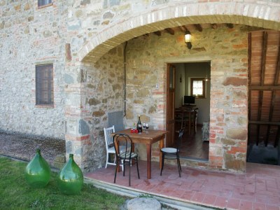 Holiday house Authentic farmhouse with pool - Outdoor photo 11