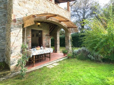 Holiday house Authentic farmhouse with pool - Outdoor photo 14