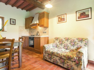 Holiday house Authentic farmhouse with pool - Features photo 25