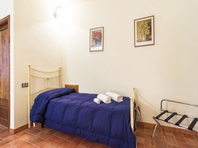 Holiday house Authentic farmhouse with pool - Features photo 27