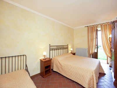 Farmhouse Rustic Farmhouse in Forest - Features photo 23