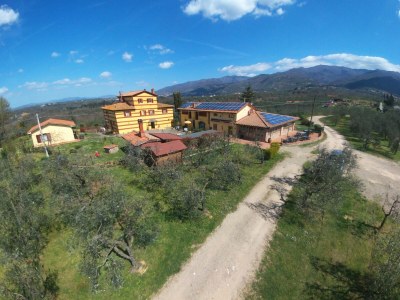 Cottage Tuscan Mansion getaway - Outdoor photo 11