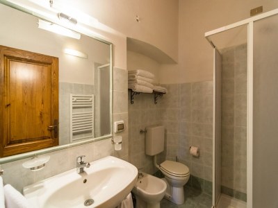 Cottage Tuscan Mansion getaway - Features photo 26