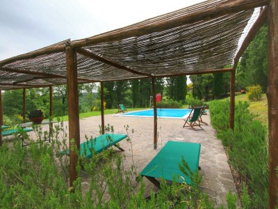Holiday house Cottage with swimming pool - Outdoor photo 8