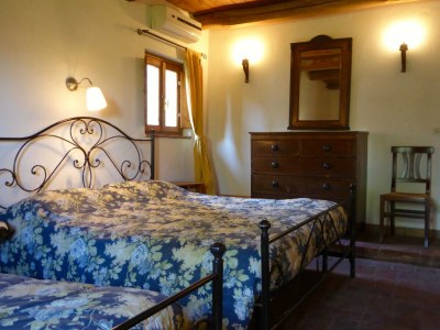 Holiday house Elegante Villa mit Tal - Features photo 35