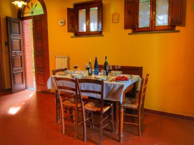 Cottage Attractive mansion with pool - Features photo 8