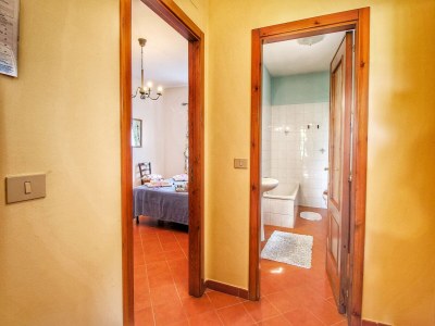 Cottage Attractive mansion with pool - Features photo 19