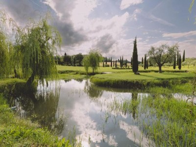 Cottage Attractive mansion with pool - Environment photo 30