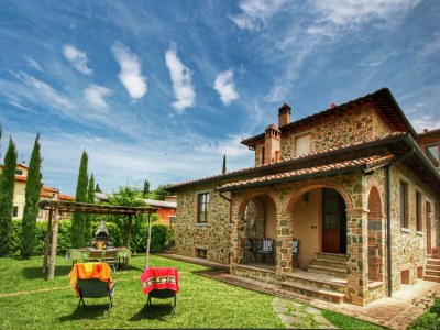 Holiday house A Cottage Wrapped in Cypress Dreams - Outdoor photo 12