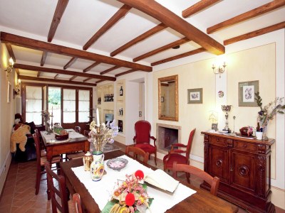 Holiday house A Cottage Wrapped in Cypress Dreams - Outdoor photo 35