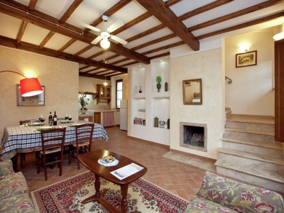 Holiday house Cottage in Tuscany with Pool & Olive Groves - Features photo 22