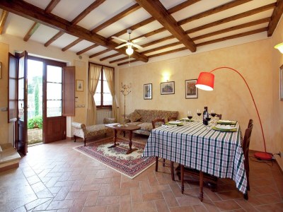 Holiday house Cottage in Tuscany with Pool & Olive Groves - Features photo 23