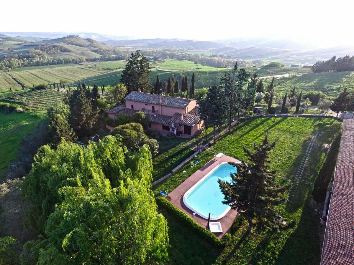 Holiday house Elegant Tuscan Holiday Home