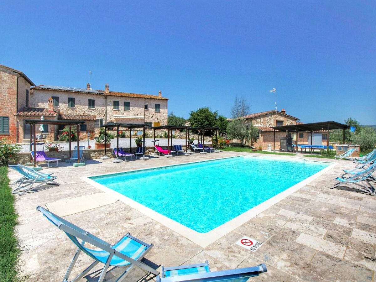 Holiday house Cottage in Asciano with Pool and Terrace