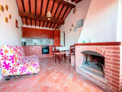 Holiday house Cottage in Asciano with Pool and Terrace - Features photo 22