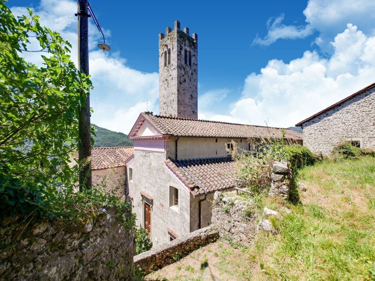 Farmhouse Farmhouse in Casoli near Ski Slopes