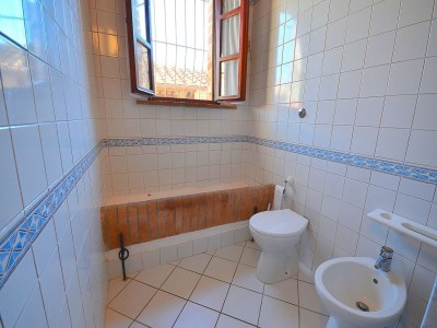 Farmhouse Agriturismo in Tuscany with Pool and Wine Tasting - Features photo 22