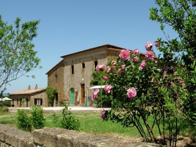 Farmhouse Romantic Farmhouse with Pool in Sorano - Farmhouse