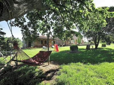 Farmhouse Romantic Farmhouse with Pool - Outdoor photo 14