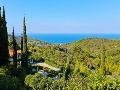 Farmhouse Romantic Farmhouse with Pool - Environment photo 38