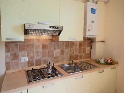 Apartment Apartment in Piticchio with Pool and BBQ - Features photo 25