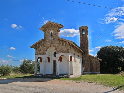 Apartment Apartment in Piticchio with Pool and BBQ - Environment photo 32