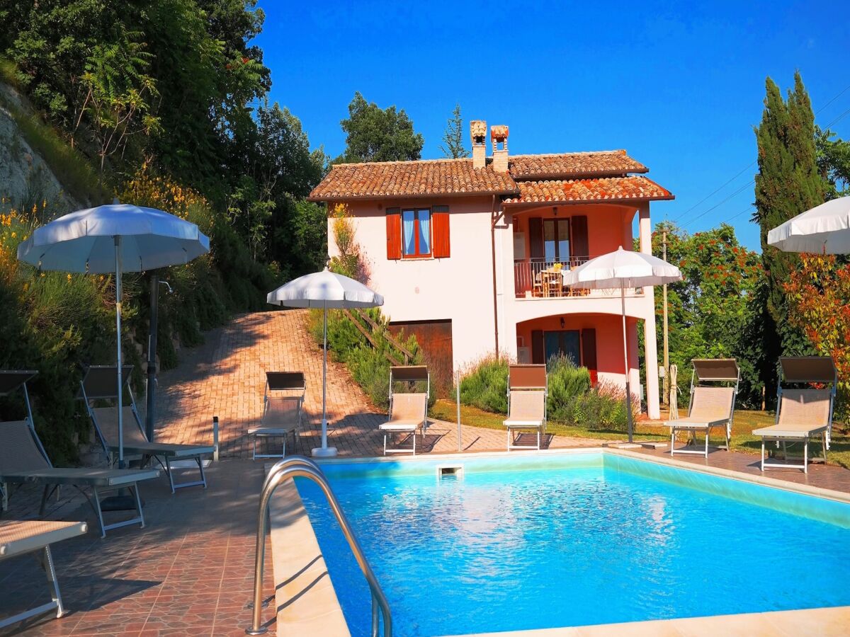 Villa Villa in Marche mit Pool und Panoramablick - Outdoor photo 2