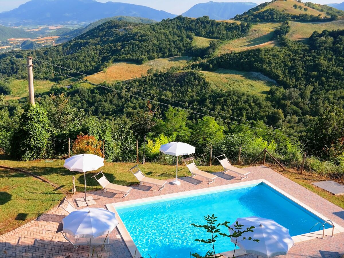 Villa Villa in Marche mit Pool und Panoramablick - Outdoor photo 3
