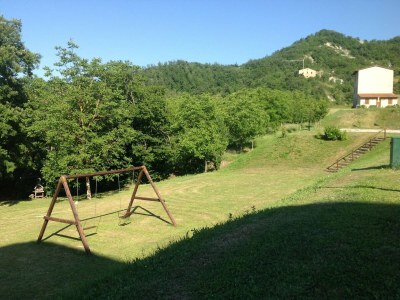 Cottage Rückzugsort mit Hügelblick und Pool - Outdoor photo 5