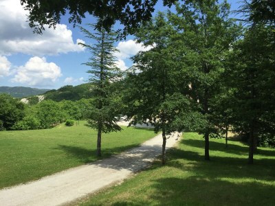 Cottage Rückzugsort mit Hügelblick und Pool - Outdoor photo 15