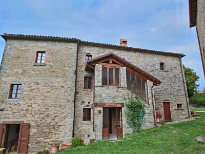 Farmhouse Farmhouse in Apecchio with Pool and Terrace - Outdoor photo 15