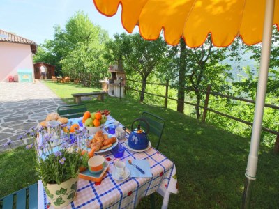 Holiday house Hütte in Marche mit Pool und Waldblick - Outdoor photo 13
