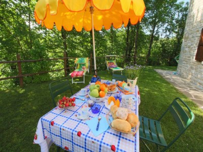Holiday house Hütte in Marche mit Pool und Waldblick - Outdoor photo 15