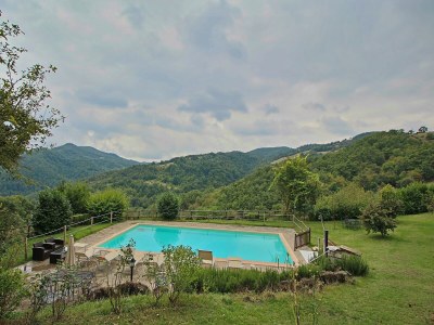 Holiday house Holiday Home in Apecchio with Pool & Terrace - Outdoor photo 9
