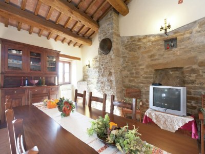 Farmhouse Farmhouse in Apecchio with Pool & Spa - Features photo 26