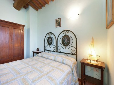 Farmhouse Farmhouse in Apecchio with Pool & Spa - Features photo 31