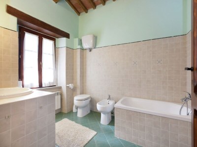Farmhouse Farmhouse in Apecchio with Pool & Spa - Features photo 33