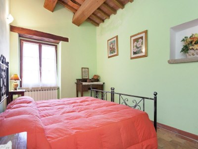 Farmhouse Farmhouse in Apecchio with Pool & Spa - Features photo 35