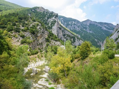 Cottage Mansion in Apecchio with Pool - Environment photo 36