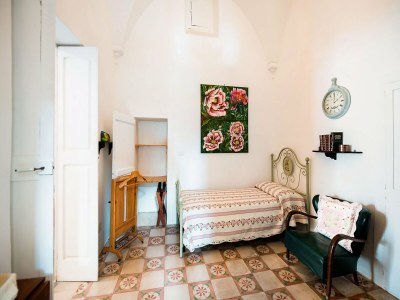 Holiday house Charming Home in Casarano with Garden - Features photo 25