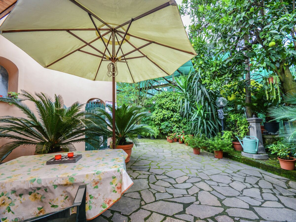 Cottage Mansion in Sorrento near the Beach - Outdoor photo 2