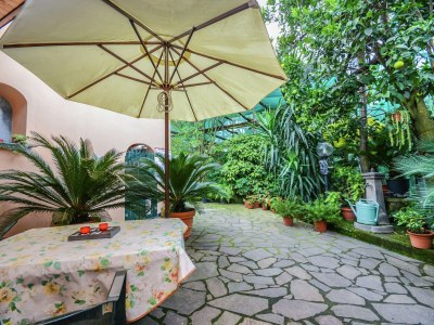 Cottage Mansion in Sorrento near the Beach - Outdoor photo 2