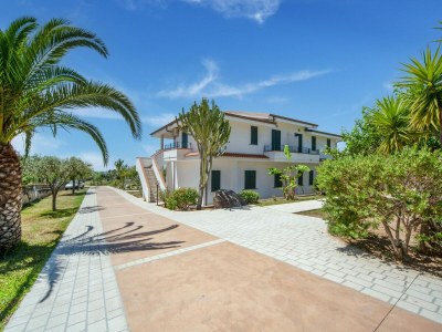 Holiday house Wohnung in Residenz mit Schwimmbad - Outdoor photo 3