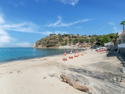 Holiday house Wohnung in Residenz mit Schwimmbad - Environment photo 36