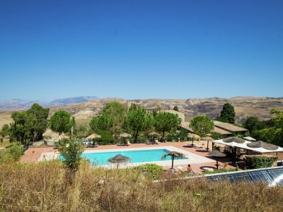 Farmhouse Rustic Sicilian Retreat with Spa - Outdoor photo 4