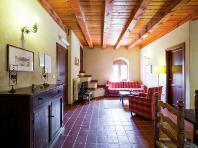 Farmhouse Rustic Sicilian Retreat with Spa - Features photo 17