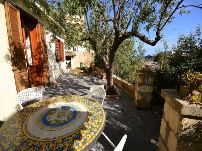 Holiday house Cottage in Sicily with Private Garden & BBQ - Outdoor photo 2