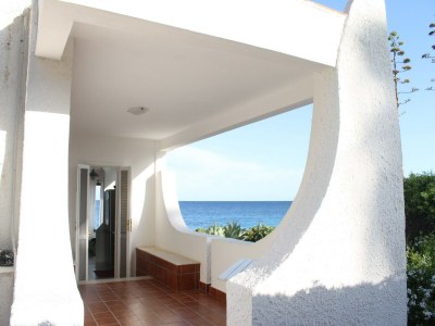 Holiday house Belvilla by OYO Villa Eirene - Features photo 18