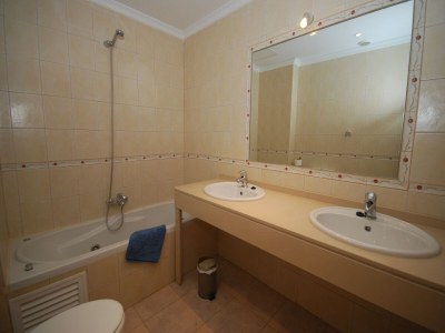 Apartment Luxuriöses Ferienhaus in Quarteira, Algarve - Features photo 16