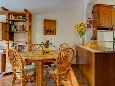 Holiday house Gorgeous Holiday Home with Swimming Pool - Features photo 26